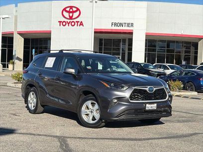 Certified 2023 Toyota Highlander LE