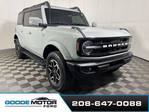 Certified 2024 Ford Bronco Outer Banks AWD/4WD image 2
