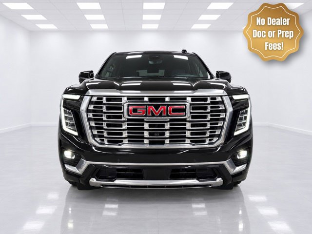 Used 2026 GMC Yukon Denali w/ Denali Reserve Package AWD/4WD image 2