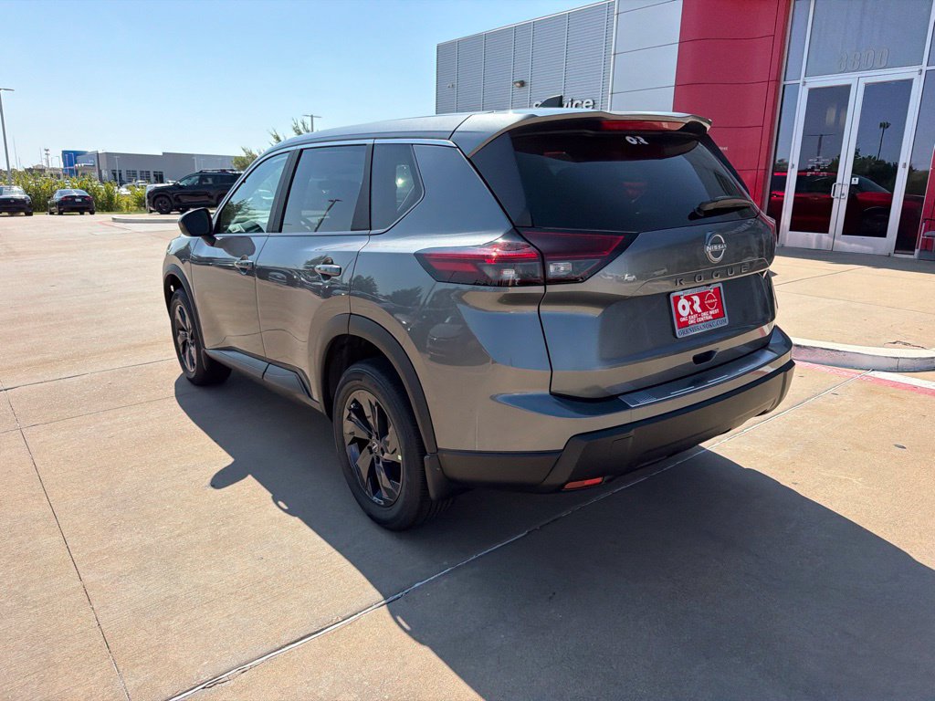 New 2026 Nissan Rogue SV FWD image 3