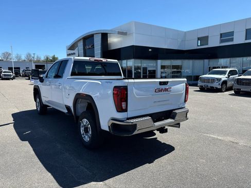 New 2026 GMC Sierra 2500 SLE w/ SLE Value Package; AWD/4WD image 3