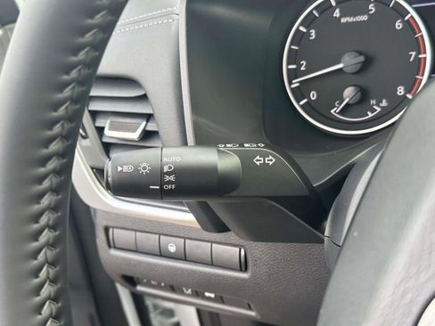 Used 2026 Nissan Rogue SV image 21