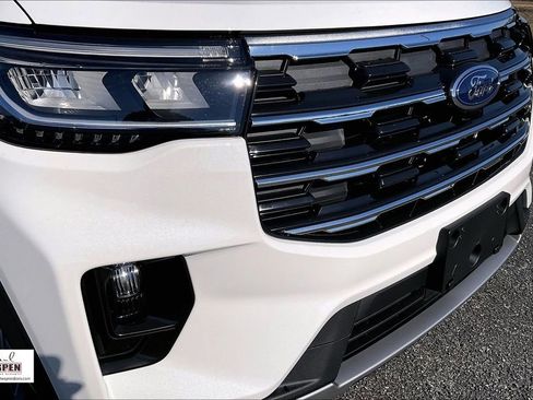 New 2026 Ford Explorer Active w/ Active Comfort Package image 16