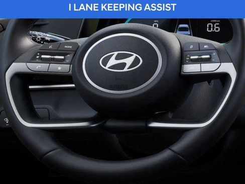 Certified 2025 Hyundai Elantra Sport FWD image 18