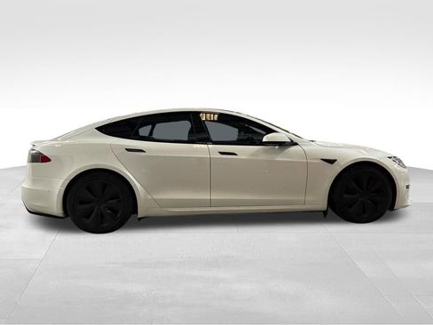 Used 2021 Tesla Model S Plaid image 6