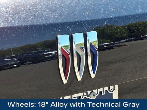 Used 2025 Buick Envision Preferred AWD/4WD image 30