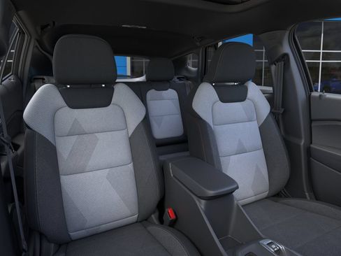 New 2026 Chevrolet Trax RS w/ Sunroof Package FWD image 16
