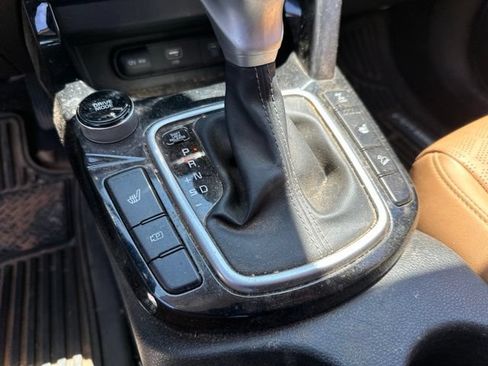 Used 2024 Kia Seltos EX AWD/4WD image 11