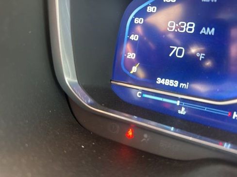 Used 2023 Chevrolet Suburban Z71 w/ Z71 Off-Road Package AWD/4WD image 5