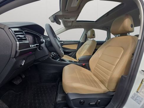 Used 2021 Volkswagen Jetta SEL image 10