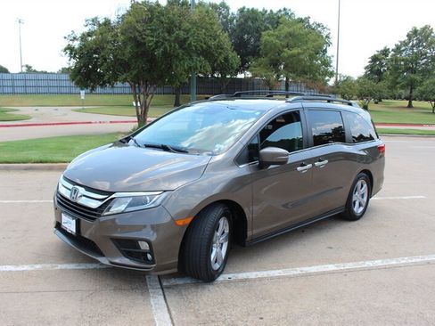 Used 2018 Honda Odyssey EX-L image 1