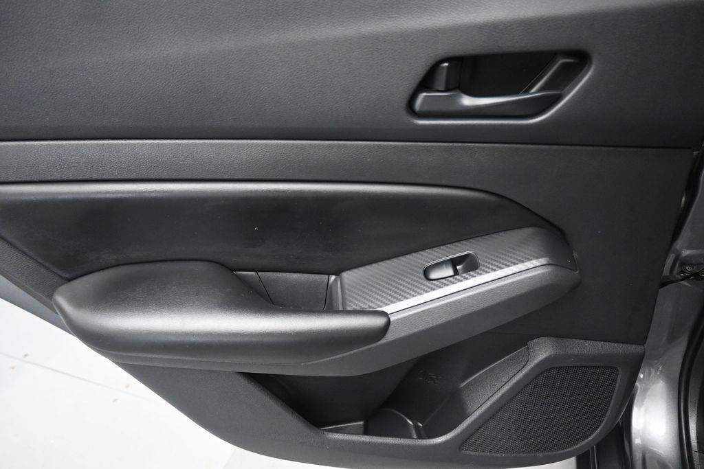 Used 2024 Nissan Altima 2.5 S FWD image 29
