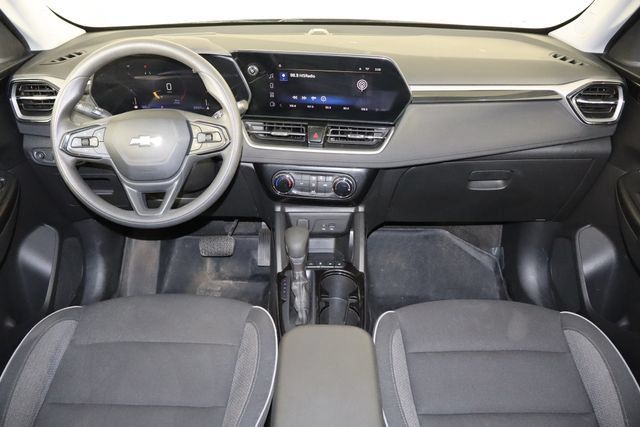 Used 2024 Chevrolet TrailBlazer LT FWD image 13