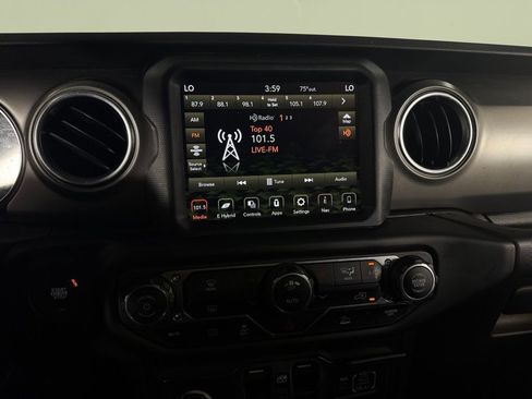 Used 2023 Jeep Wrangler Unlimited Rubicon 4xe image 15