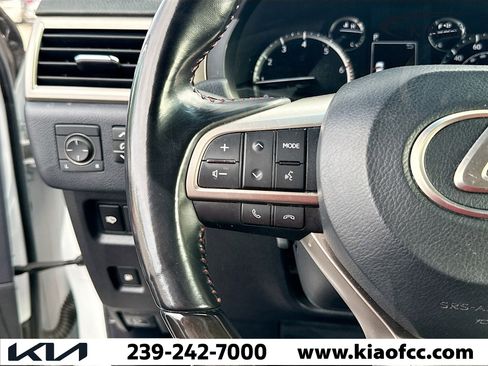 Used 2020 Lexus GX 460 Premium w/ Premium Package image 37