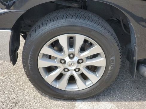 Used 2010 Toyota Tundra Limited AWD/4WD image 9