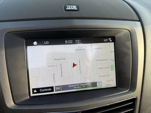 Used 2016 Lincoln MKT AWD w/ Equipment Group 201A image 28