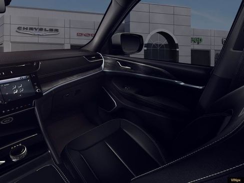 New 2026 Jeep Grand Cherokee L Limited AWD/4WD image 19