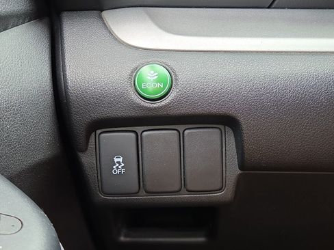 Used 2012 Honda CR-V LX image 25