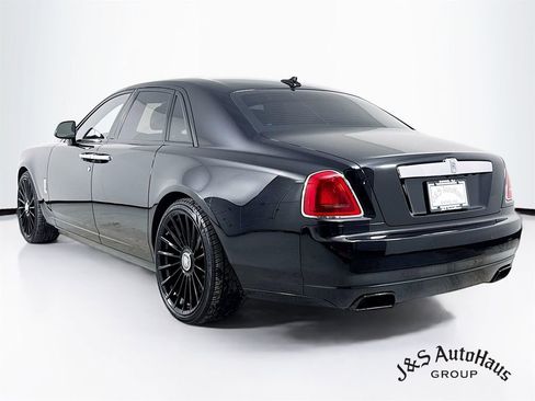 Used 2017 Rolls-Royce Ghost image 5