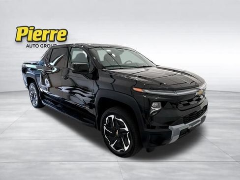 Used 2026 Chevrolet Silverado EV LT AWD/4WD image 7