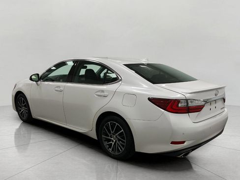 Used 2017 Lexus ES 350 w/ Luxury Package image 8