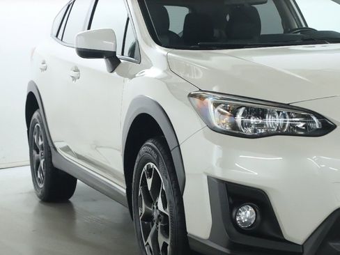 Used 2019 Subaru Crosstrek 2.0i Premium w/ Moonroof Package AWD/4WD image 8