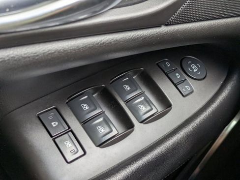 Used 2016 Cadillac Escalade Premium image 20