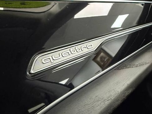 Used 2022 Audi Q8 Premium Plus w/ Premium Plus Package AWD/4WD image 26
