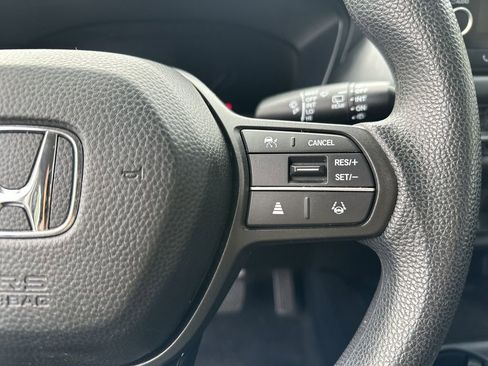 Used 2023 Honda HR-V LX image 30