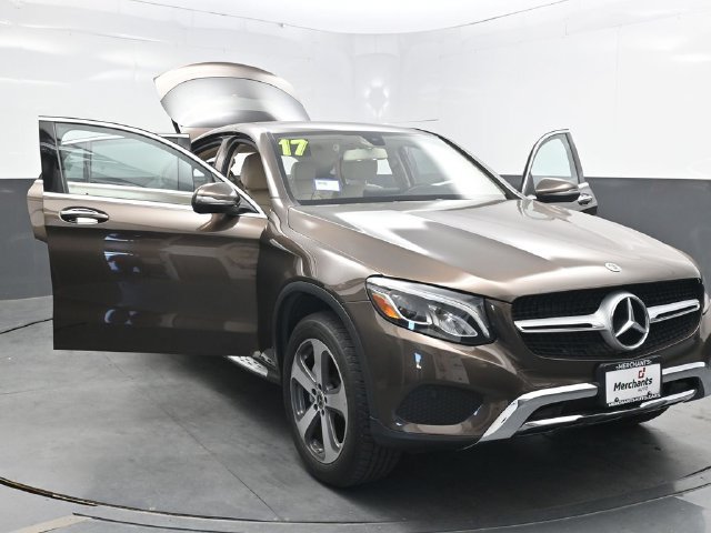 Used 2017 Mercedes-Benz GLC 300 4MATIC Coupe image 51