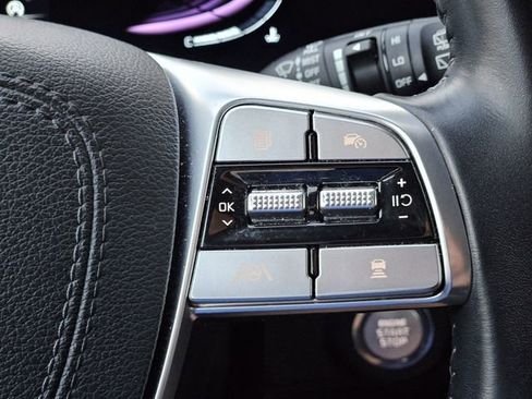 Used 2025 Kia Telluride S FWD image 18