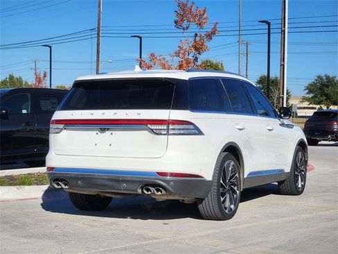 Used 2020 Lincoln Aviator Reserve w/ Equipment Group 202A image 3
