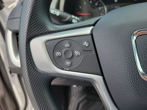 Used 2024 GMC Terrain SLE w/ Driver Convenience Package FWD image 26