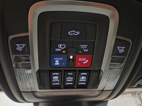 Used 2020 RAM 2500 Laramie image 68