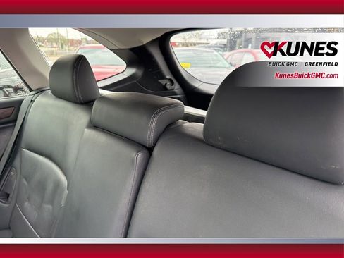 Used 2016 Subaru Outback 2.5i Limited AWD/4WD image 24