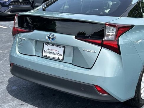 Used 2020 Toyota Prius LE FWD image 11