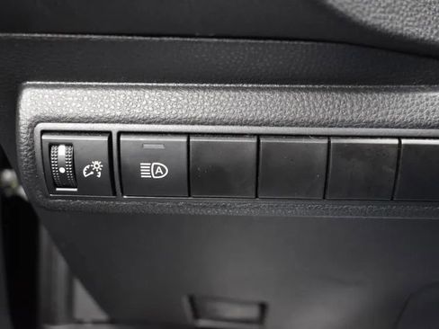 Used 2024 Toyota Corolla LE image 21