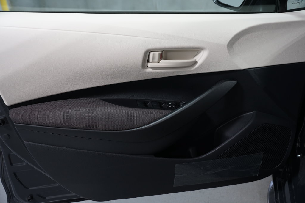 New 2027 Toyota Corolla LE FWD image 28