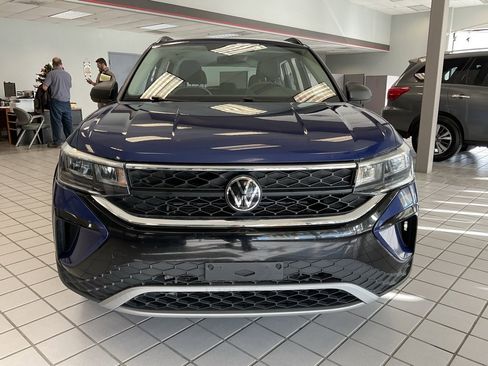 Used 2023 Volkswagen Taos S image 2