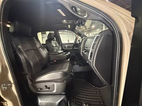 Used 2018 RAM 2500 Power Wagon w/ Leather & Luxury Group AWD/4WD image 18