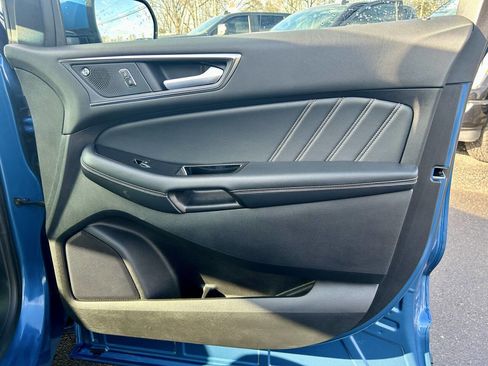 Used 2019 Ford Edge ST w/ Cold Weather Package image 16