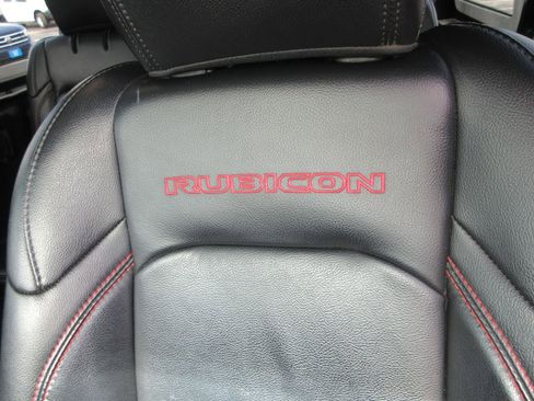 Used 2019 Jeep Wrangler Unlimited Rubicon image 22