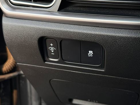 Certified 2024 Kia Sorento S AWD/4WD image 36