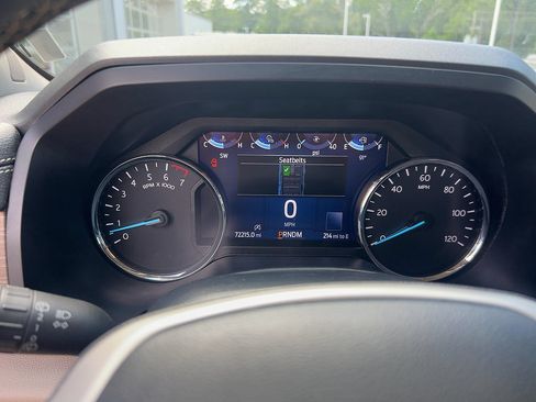 Used 2024 Ford Expedition Limited AWD/4WD image 8