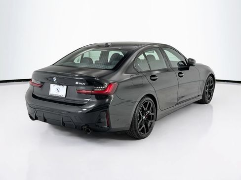 Used 2026 BMW 330i Sedan w/ M Sport Package RWD image 5
