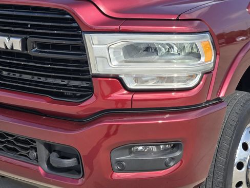 Used 2022 RAM 3500 Laramie AWD/4WD image 10