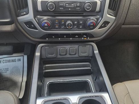 Used 2014 GMC Sierra 1500 SLT w/ SLT Preferred Package AWD/4WD image 11