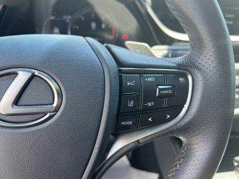 Used 2022 Lexus ES 350 F Sport w/ Accessory Package 2 FWD image 20