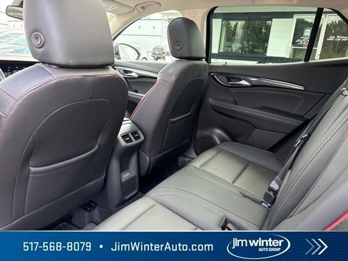Certified 2022 Buick Envision Essence w/ Technology Package I FWD image 11